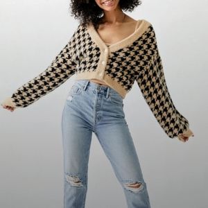 Kendal & Kylie Fuzzy Cropped Houndstooth Cardigan, size S